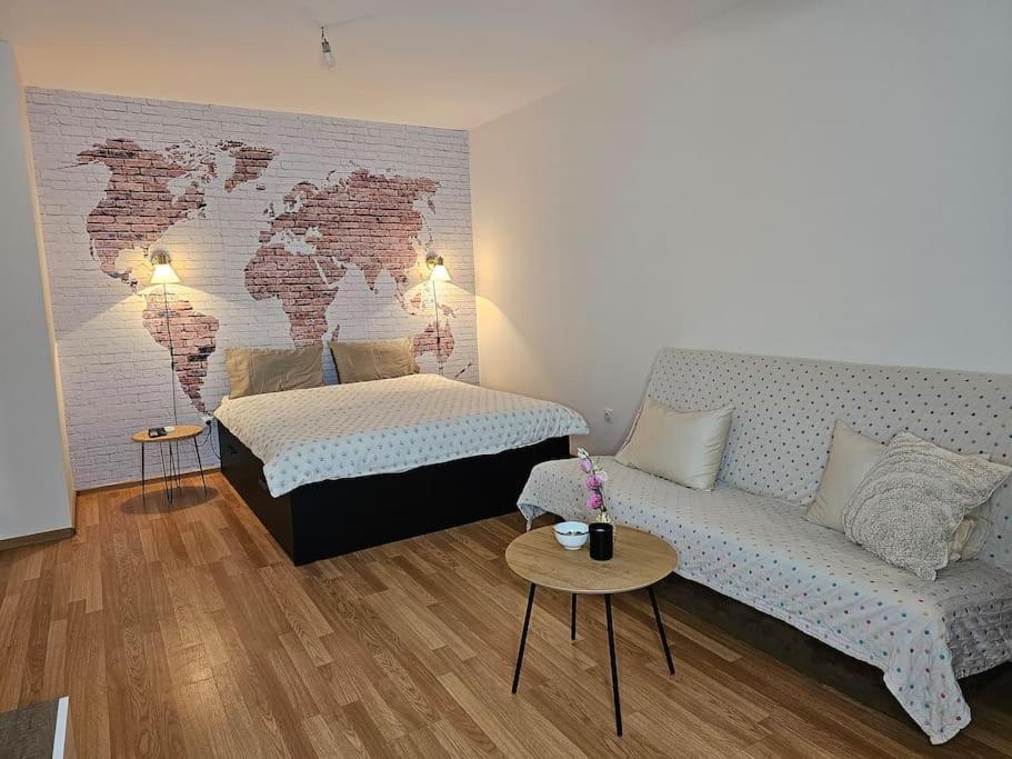 Appartamento Grandpa Vojin'S Cozy Corner Subotica Esterno foto